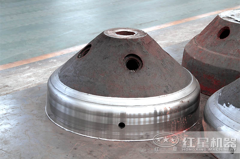 hp300圓錐破碎機(jī)每小時(shí)產(chǎn)多少噸？多少錢一臺(tái)？